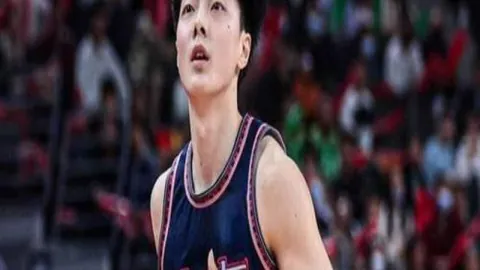 拜仁慕尼黑追平比分：凯恩轻松破门得分